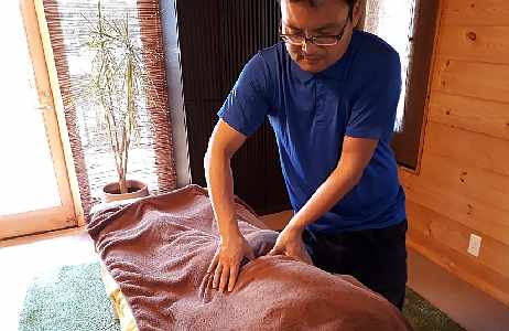 りらくのき男性スタッフ